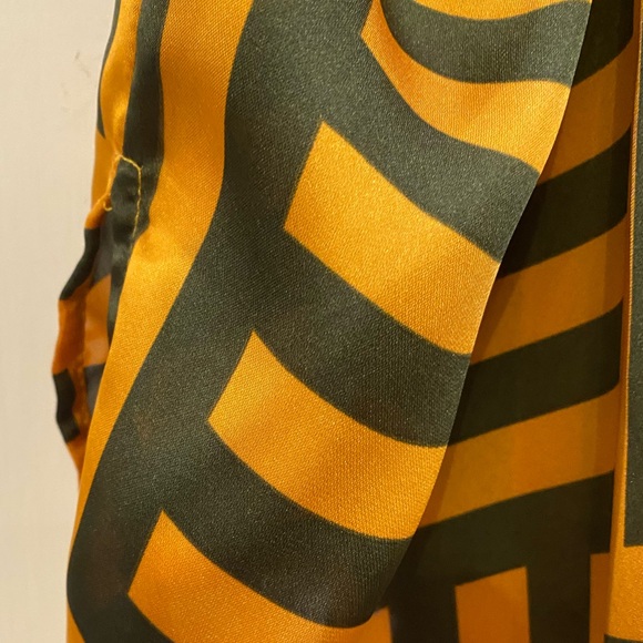 Green & Gold Blouse - Picture 2 of 6